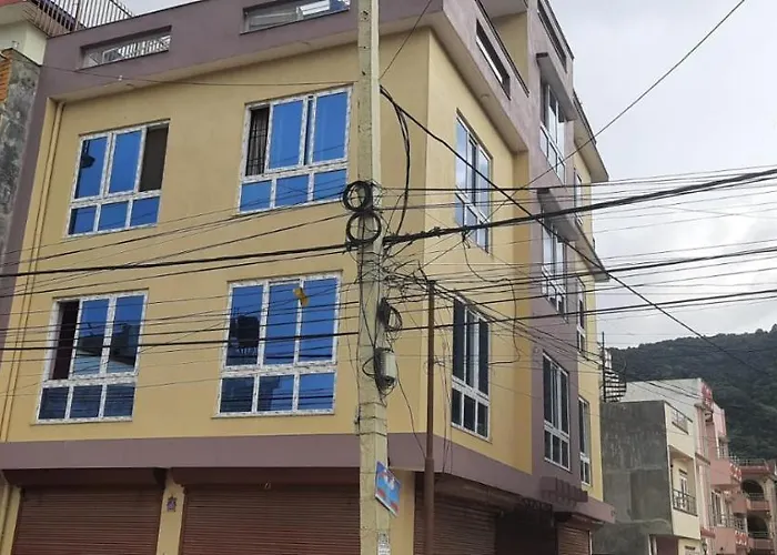 Hostal Thamel Hostel And Apartment *